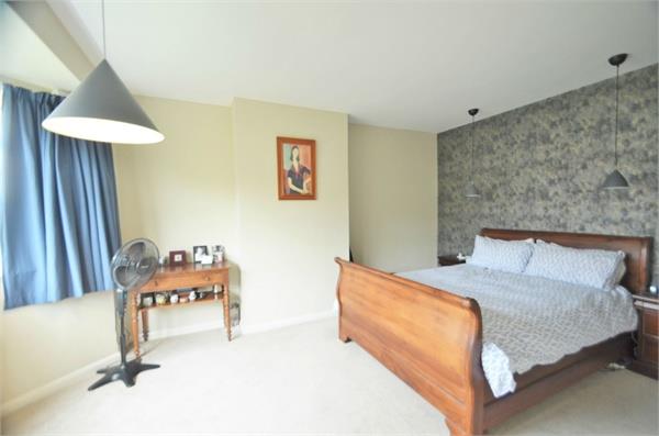 Marsh Lane, Mill Hill
